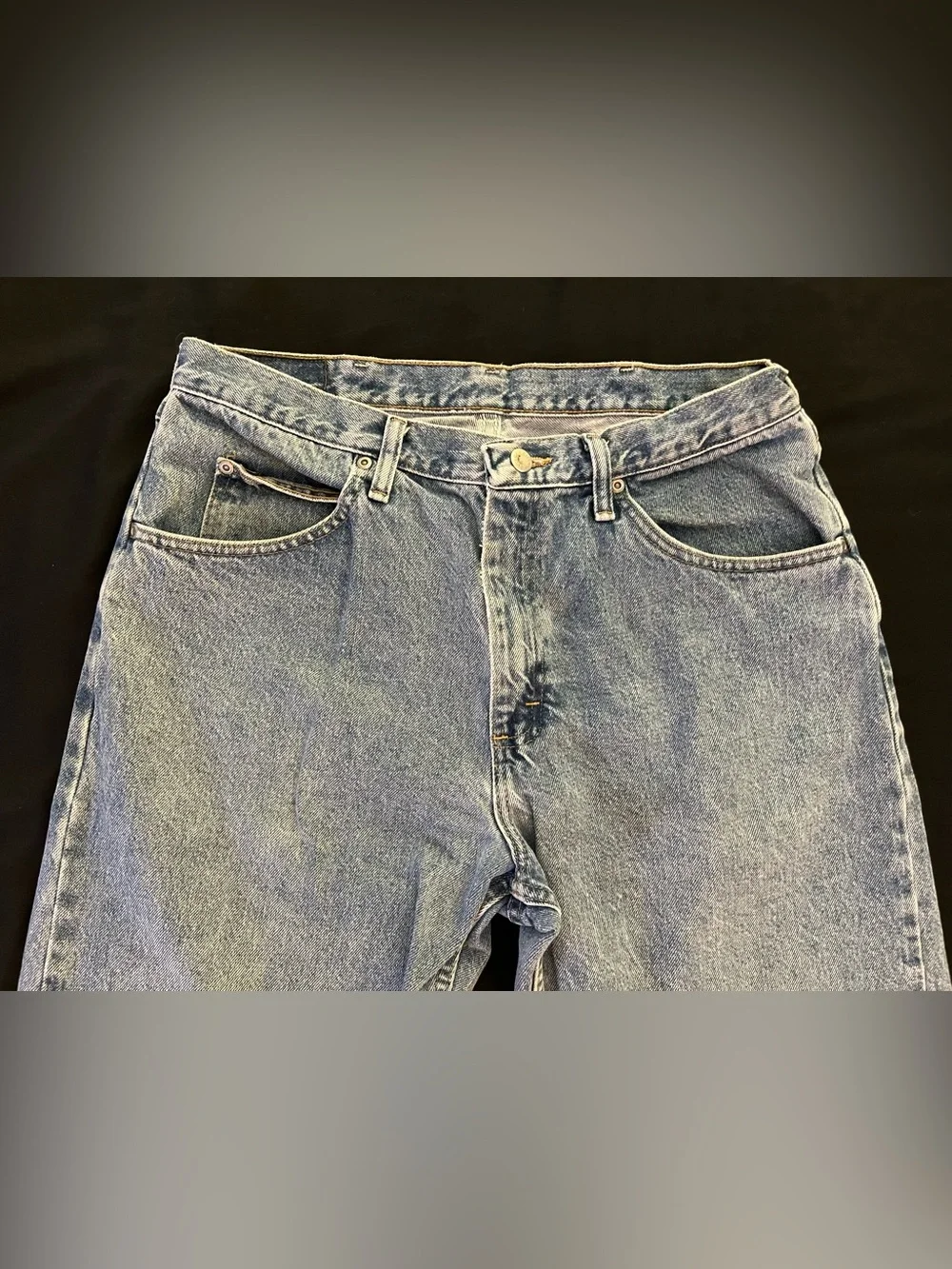 Wrangler Authentics Men's Relaxed Fit Jeans Light Wash Blue 34x32